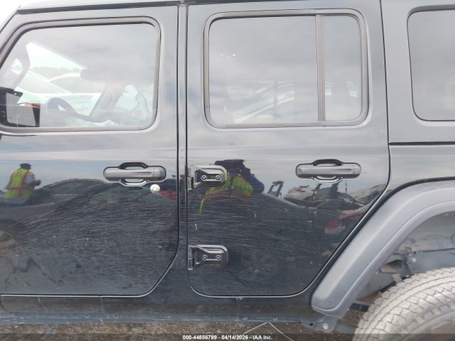 Jeep Wrangler Sport Altitude 4x4