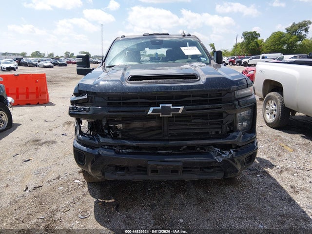 Chevrolet Silverado 2500 4wd  Standard Bed Custom