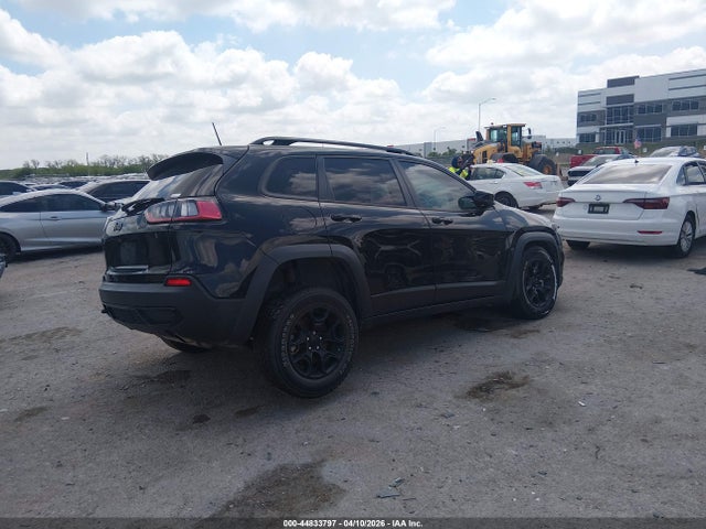Jeep Cherokee X 4x4