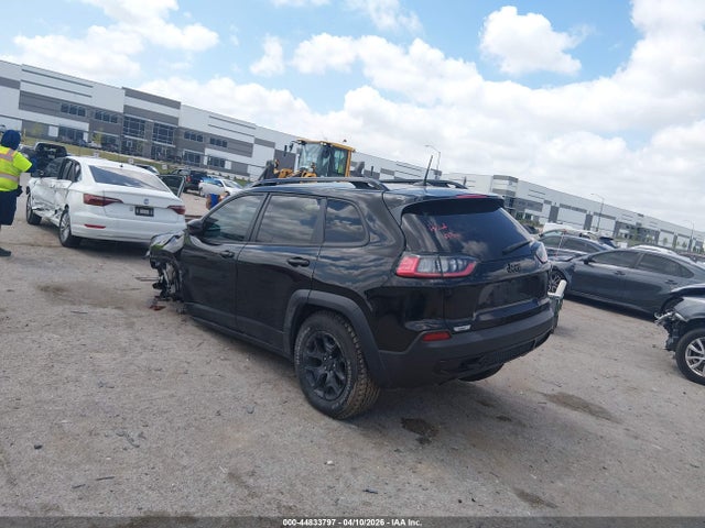 Jeep Cherokee X 4x4