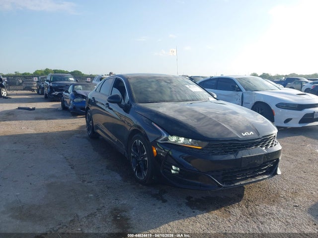 Salvage Kia K5 Image