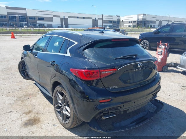 INFINITI Qx Premium