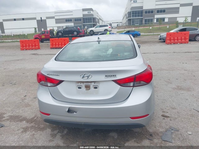 Hyundai ELANTRA Se