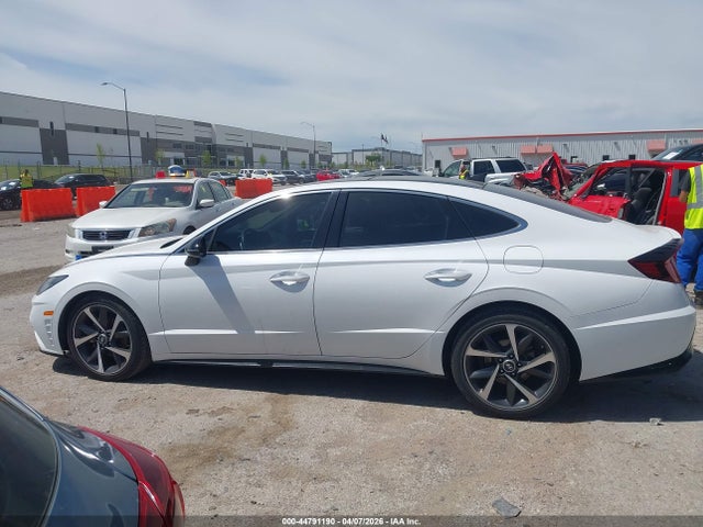 Hyundai SONATA Sel Plus