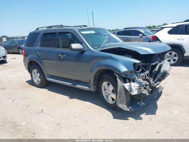 Salvage Ford Escape Image