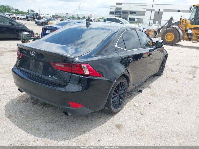 Lexus Is