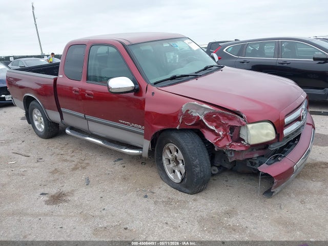 Salvage Toyota Tundra Image