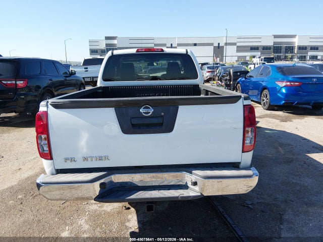 Nissan Frontier S