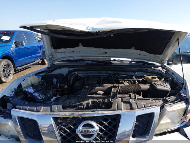 Nissan Frontier S