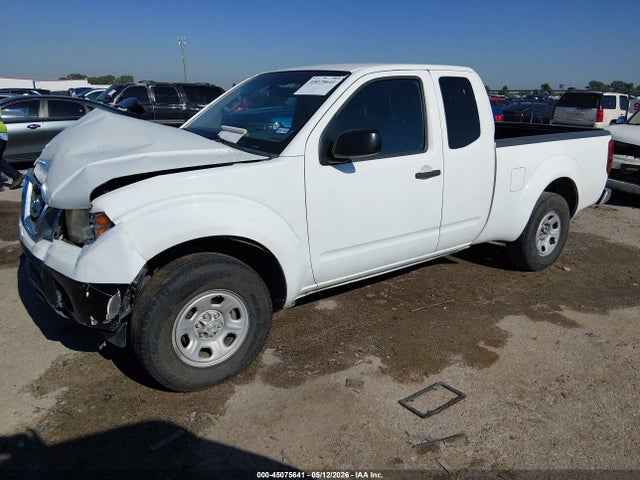 Nissan Frontier S