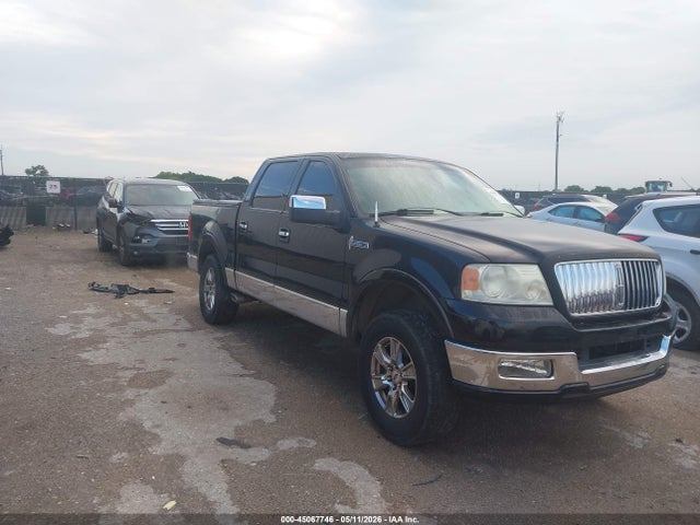 Salvage Lincoln Mark LT Image