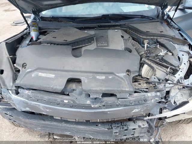 INFINITI Q50 Premium