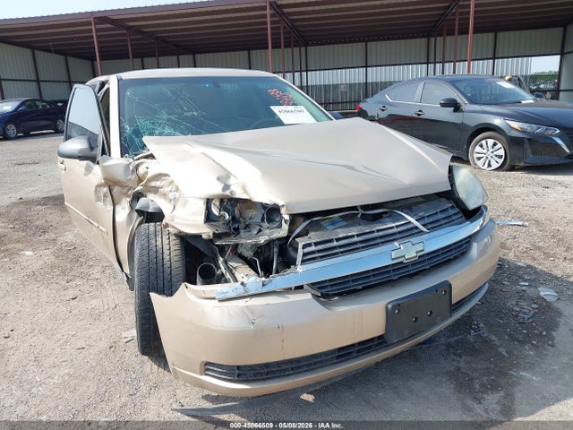 Salvage Chevrolet Malibu Image