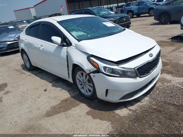 Salvage Kia Forte Image
