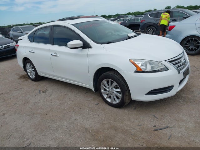 Salvage Nissan Sentra Image