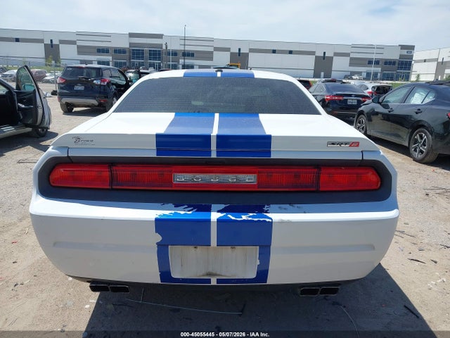 Dodge Challenger Srt8