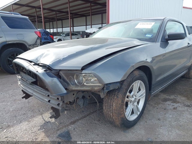 Ford Mustang V6