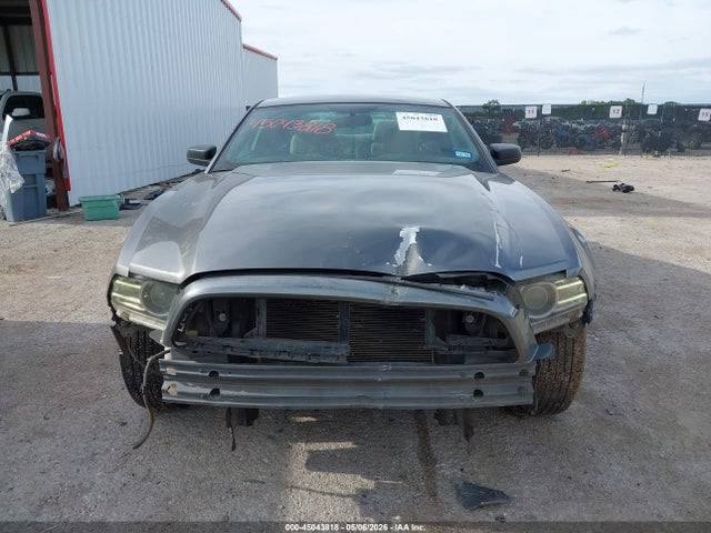 Ford Mustang V6