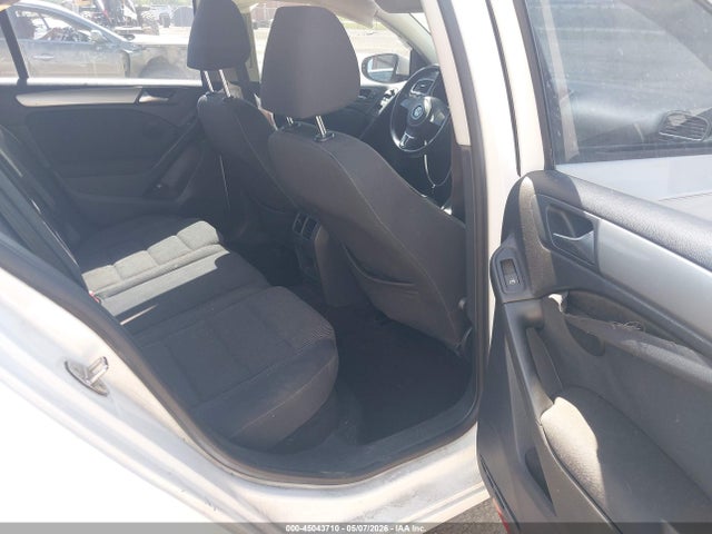 Volkswagen Golf 2.5l 4-door