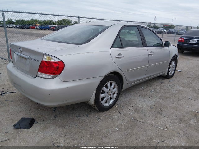 Toyota Camry Xle