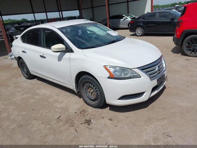 Salvage Nissan Sentra Image