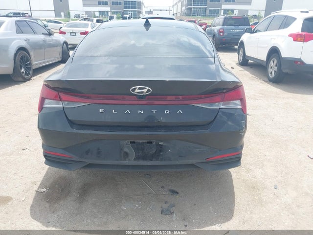 Hyundai ELANTRA Sel