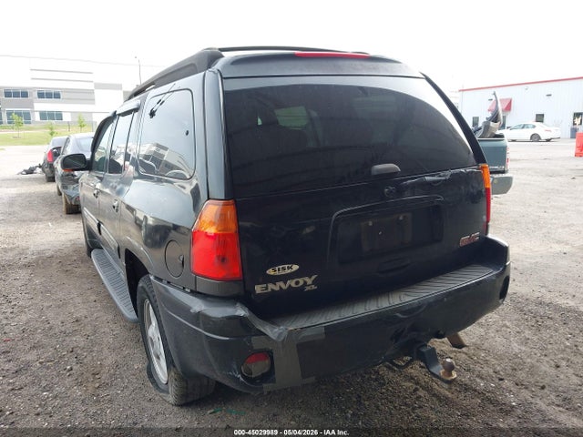 GMC Envoy XL Slt