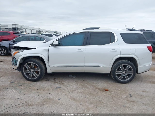 GMC Acadia Denali
