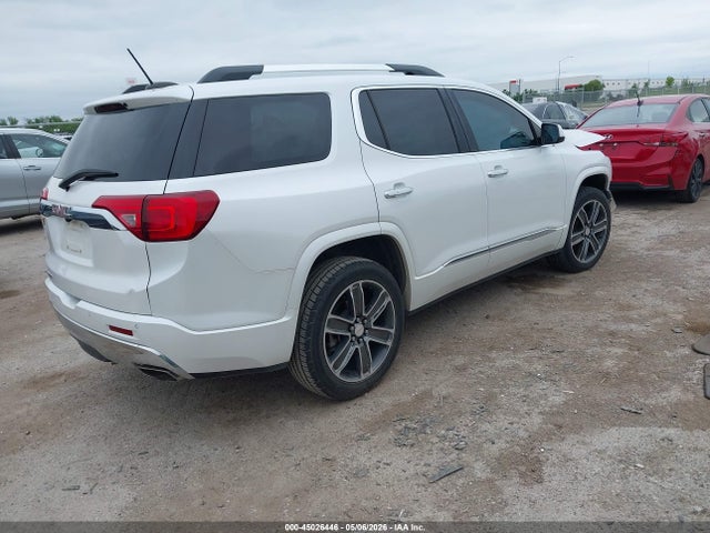 GMC Acadia Denali