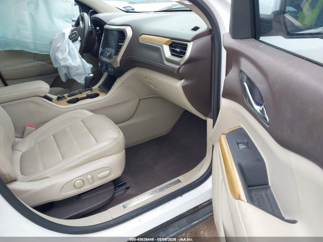GMC Acadia Denali