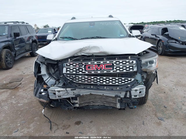 GMC Acadia Denali