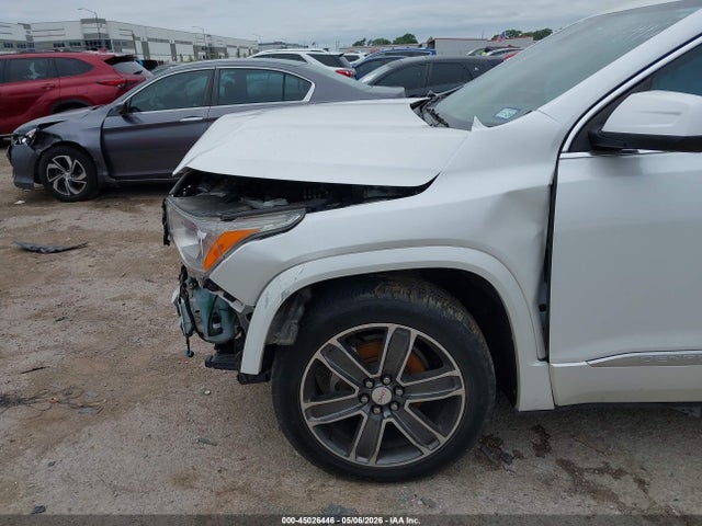 GMC Acadia Denali