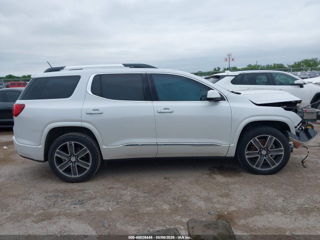 GMC Acadia Denali