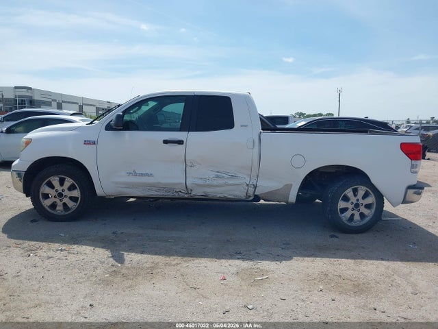 Toyota Tundra Grade 5.7l V8