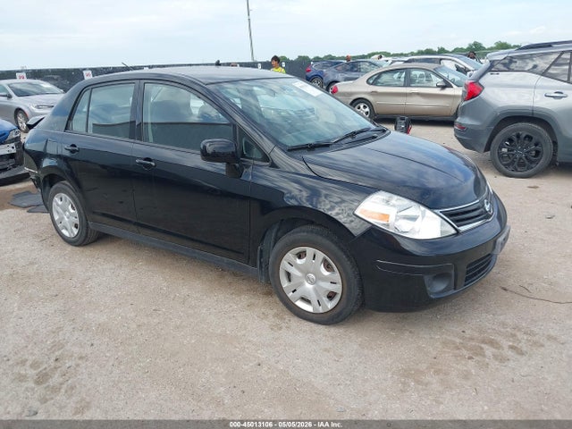 Salvage Nissan Versa Image