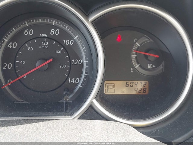 Nissan Versa 1.8s