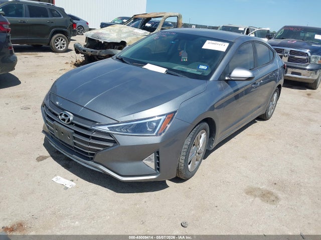 Hyundai ELANTRA Sel
