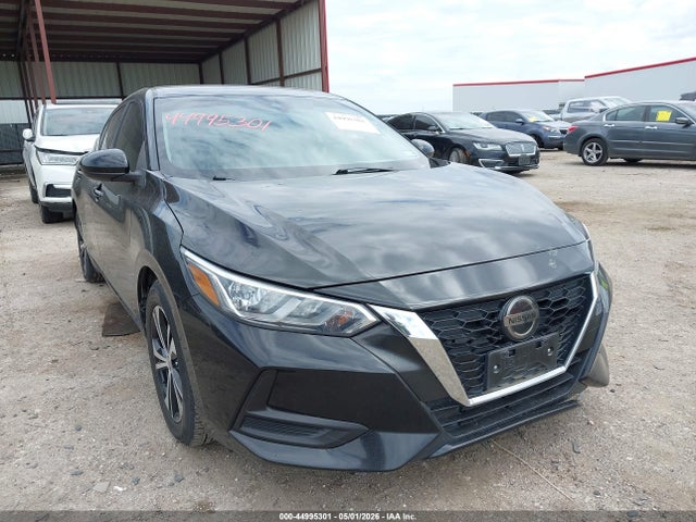 Salvage Nissan Sentra Image