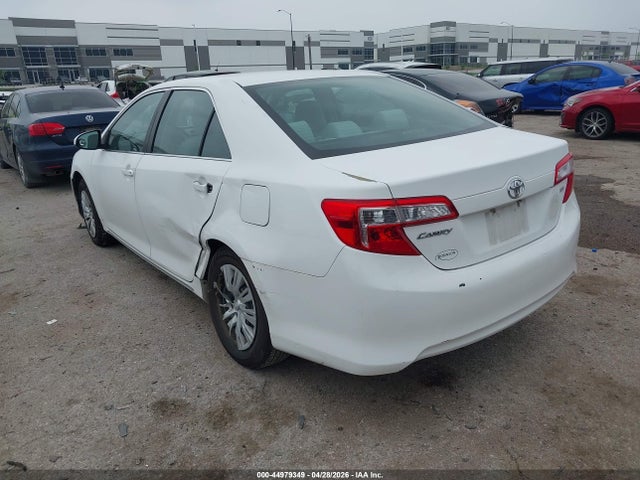 Toyota Camry Le