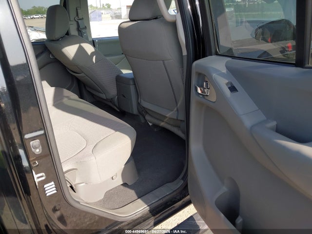 Nissan Frontier Sv 4x2