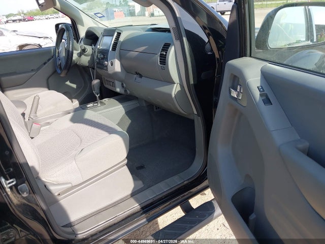 Nissan Frontier Sv 4x2