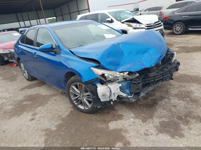 Salvage Toyota Camry Image