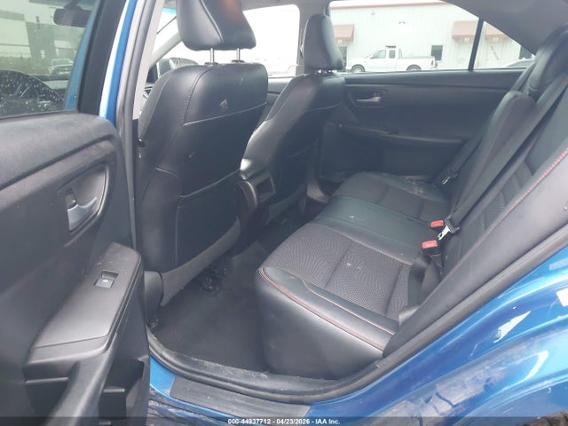 Toyota Camry Se