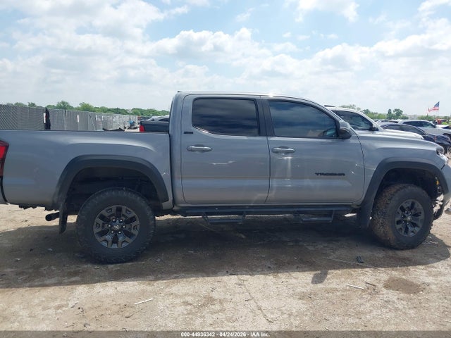 Toyota Tacoma Sr5 V6