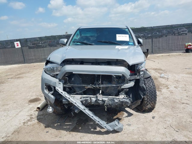 Toyota Tacoma Sr5 V6