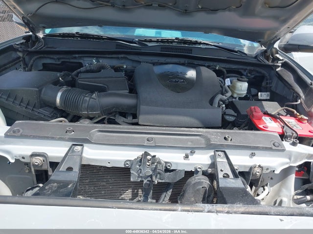 Toyota Tacoma Sr5 V6