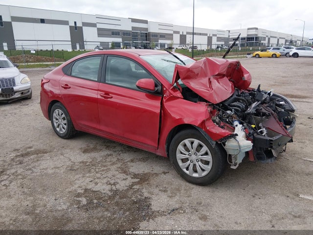 Salvage Hyundai ACCENT Image