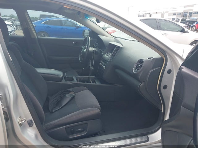 Nissan Maxima 3.5 S
