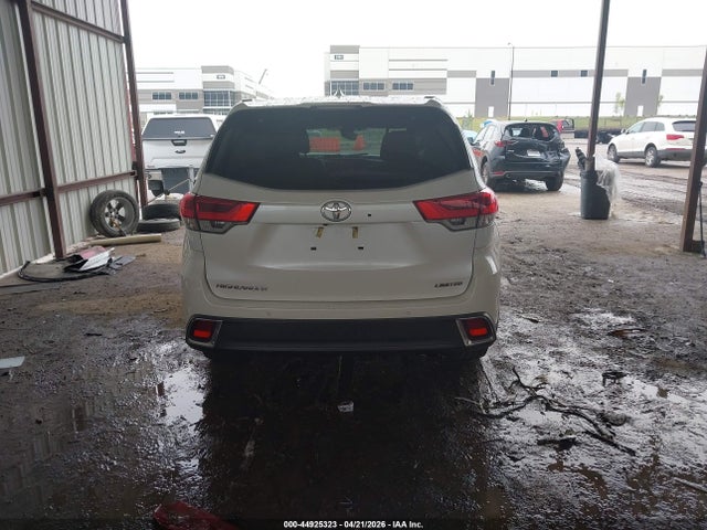 Toyota Highlander Limited Platinum