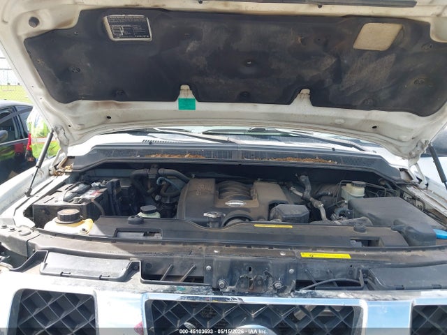 Nissan Titan Se